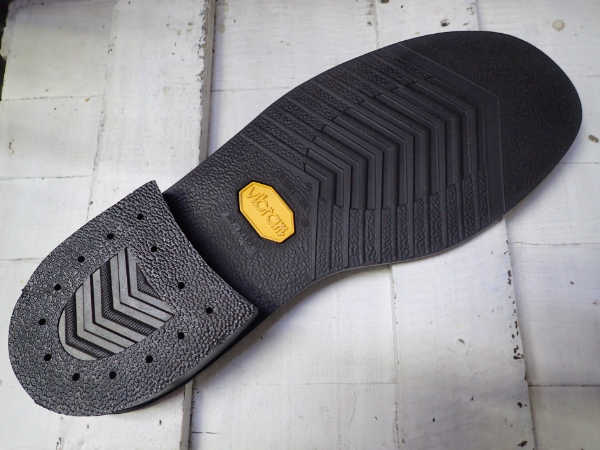 Vibram700ブラック